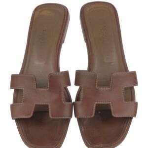 Hermès  Oran H logo Leather slide Sandals